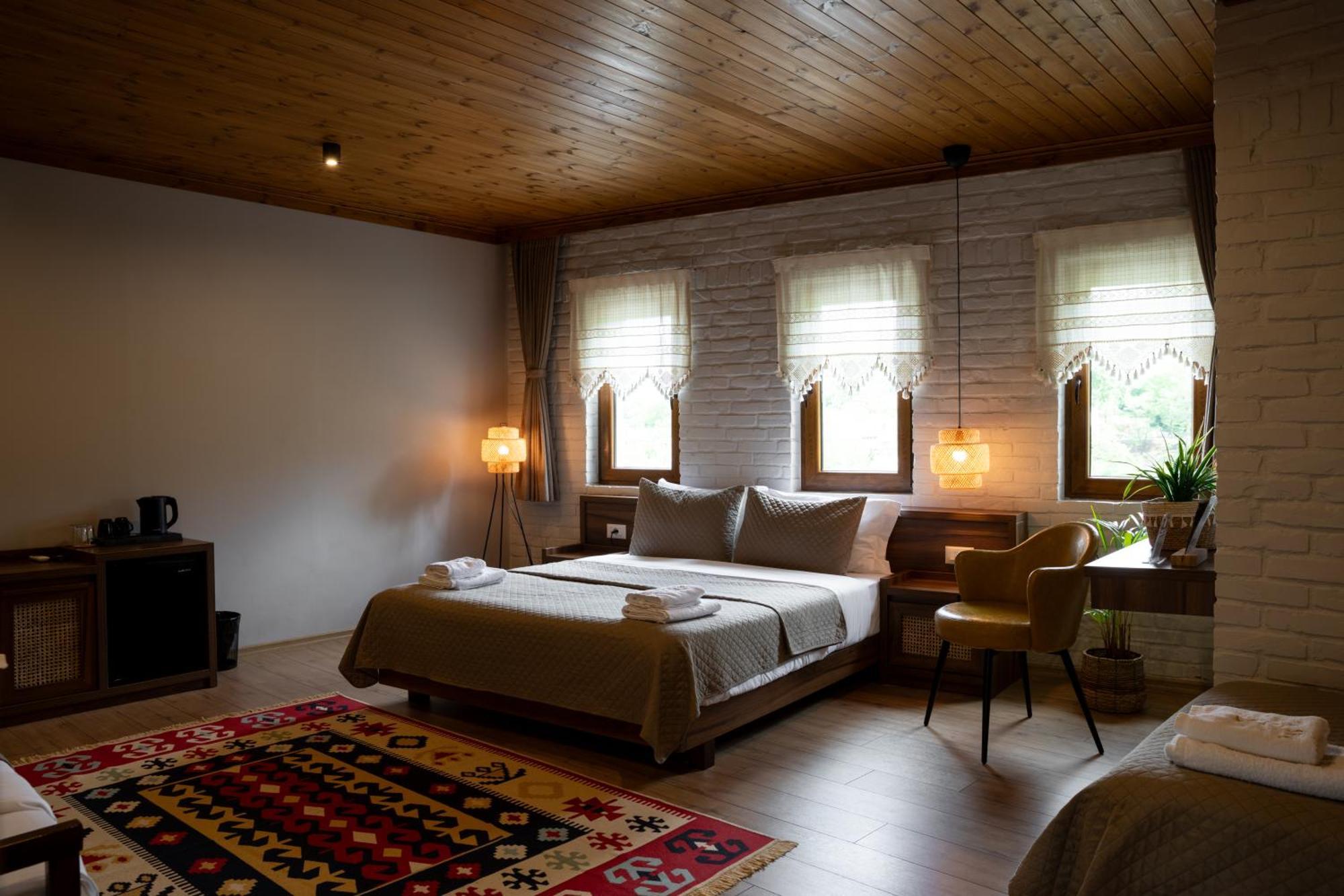 The Stone Sky Hotel Gjirokastër Exterior foto