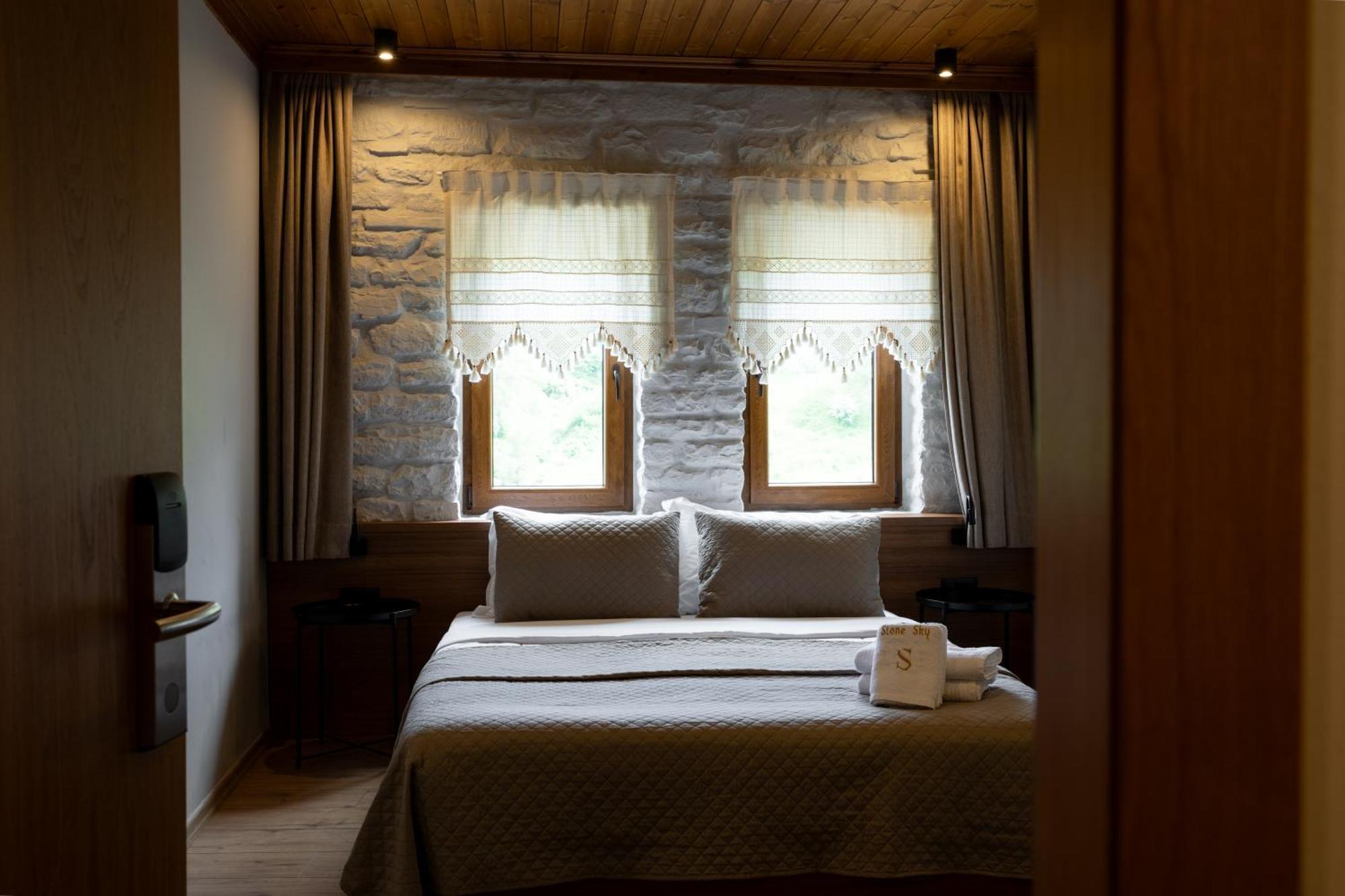 The Stone Sky Hotel Gjirokastër Exterior foto