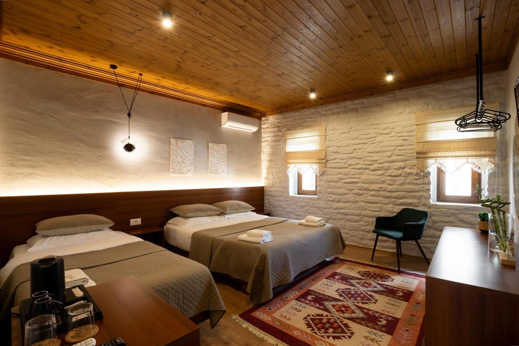 The Stone Sky Hotel Gjirokastër Exterior foto