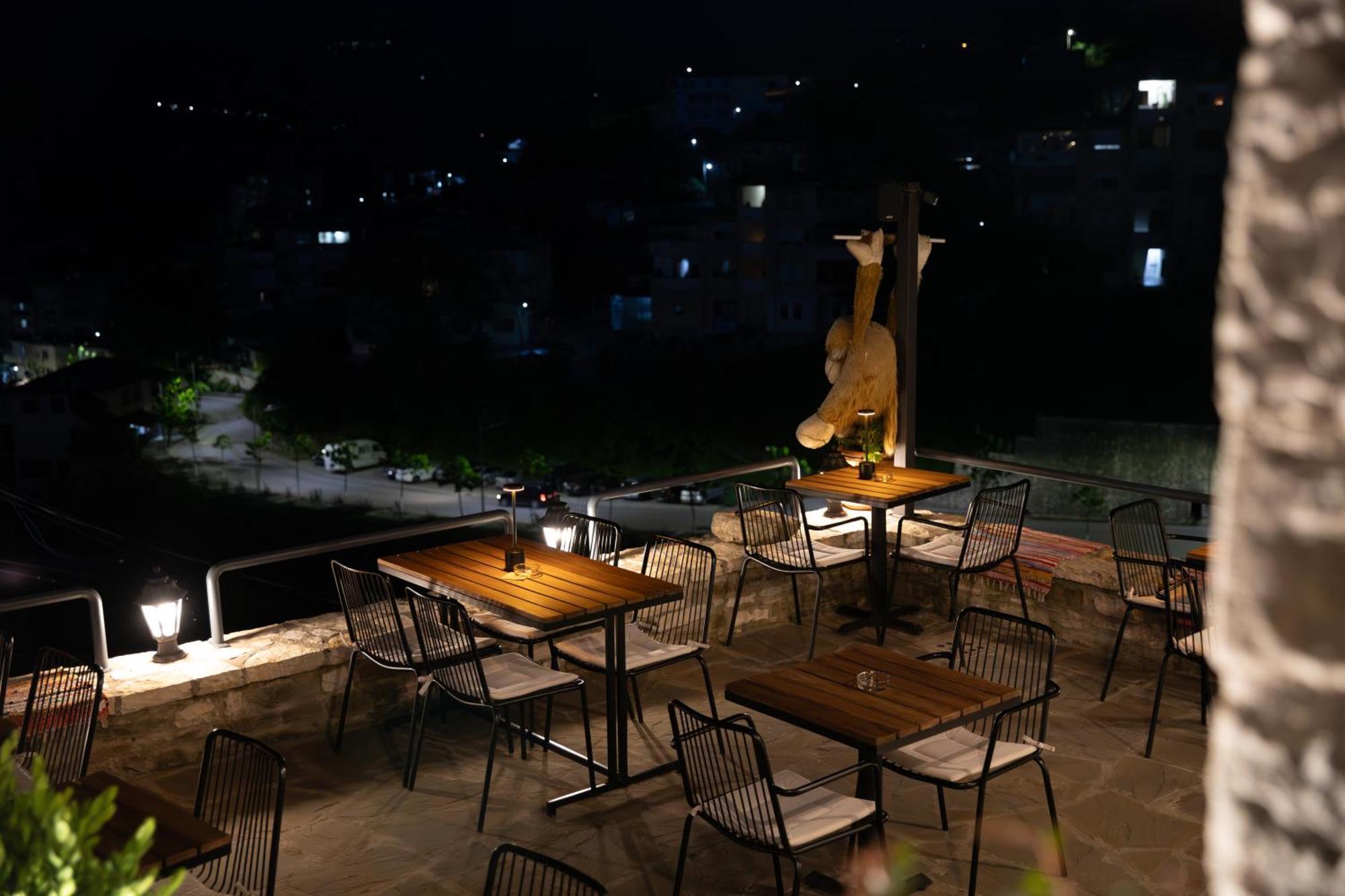 The Stone Sky Hotel Gjirokastër Exterior foto